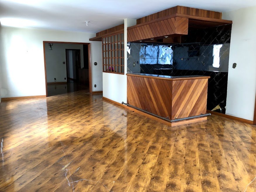 Apartamento para Venda por R$2.000.000,00 com 288m², 5 dormitórios e 4 vagas - Higienópolis, São paulo / SP